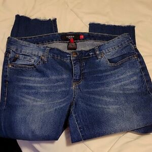 Torrid Frayed Bottom Capri